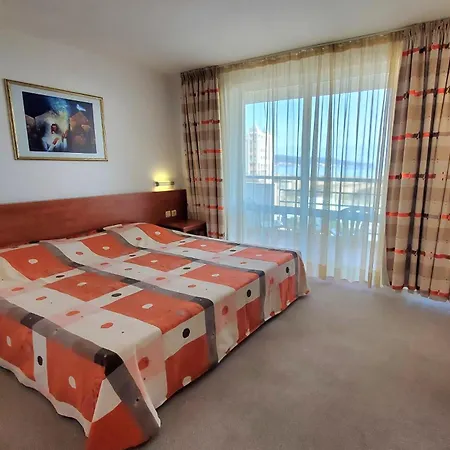 Hotel Fenix 4*